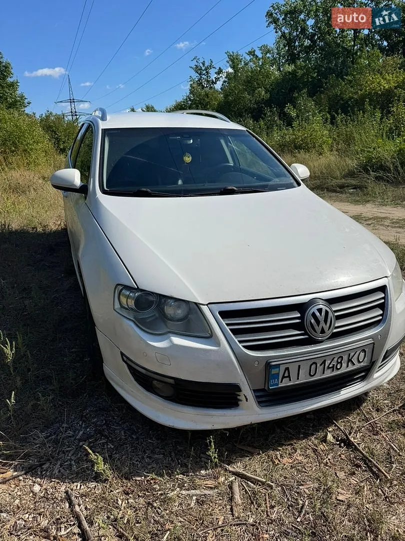 2010 Volkswagen Passat - фото 1