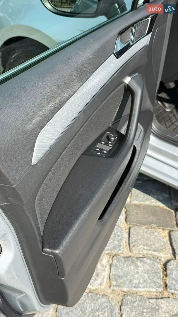 2019 Volkswagen Passat - мініатюра 10