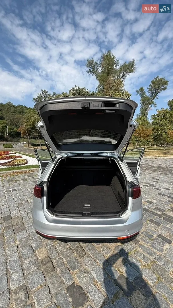 2019 Volkswagen Passat - мініатюра 8