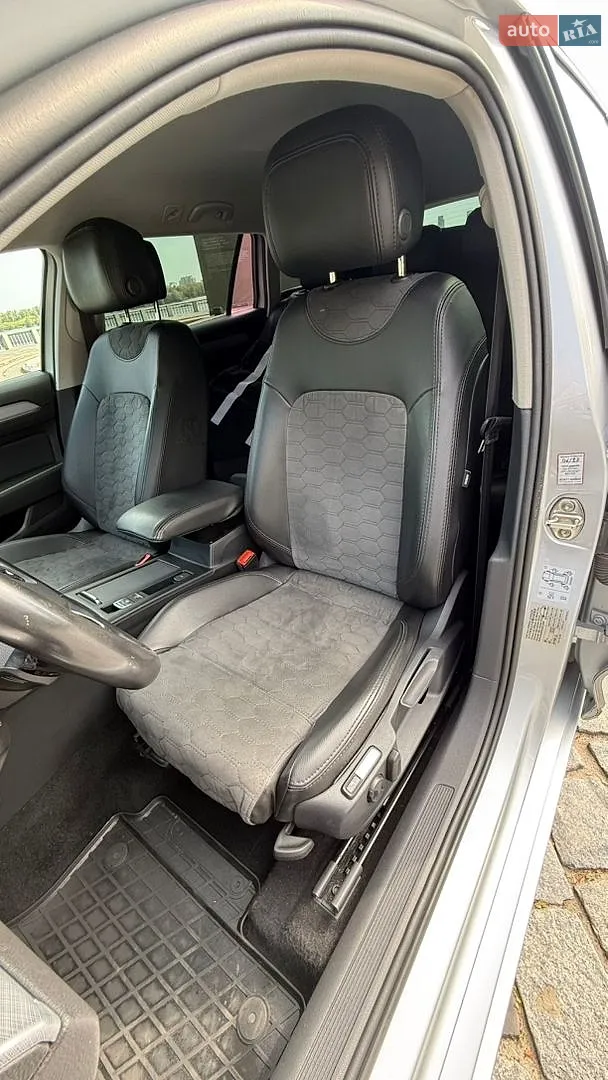 2019 Volkswagen Passat - мініатюра 19