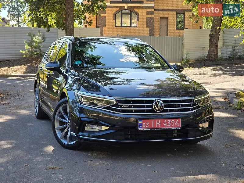 Volkswagen Passat 2023