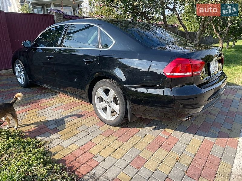 Седан Volkswagen Passat 2011 в Прилуках