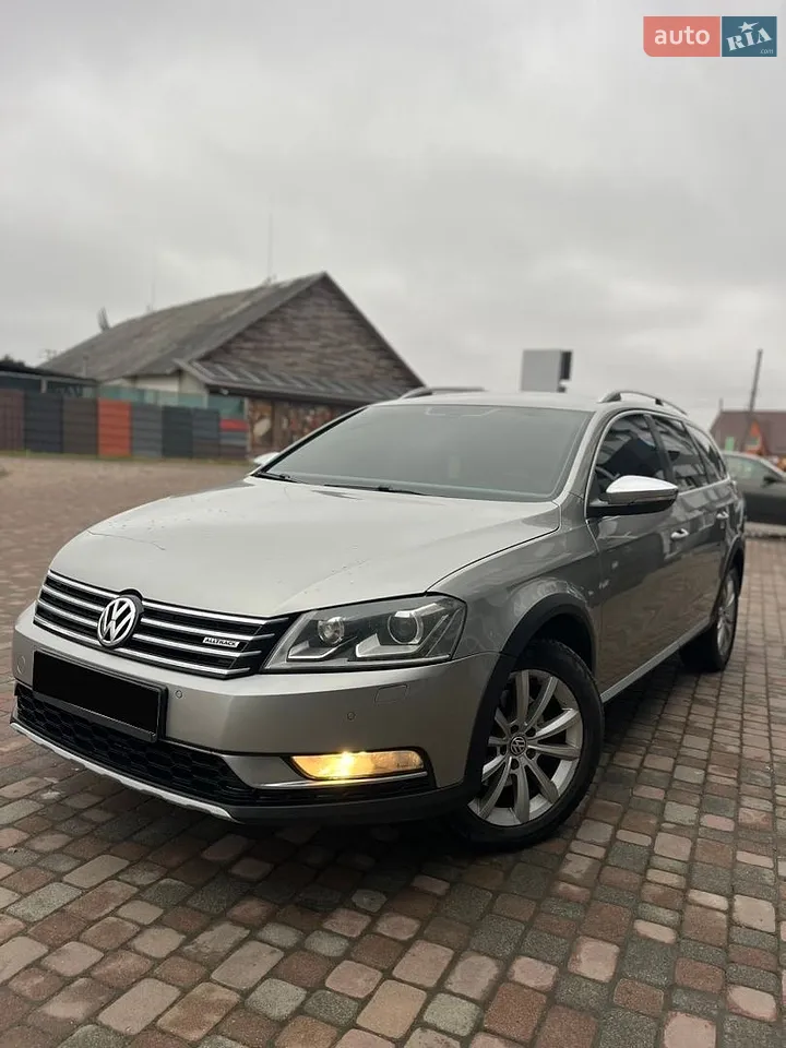2012 Volkswagen Passat - мініатюра 26