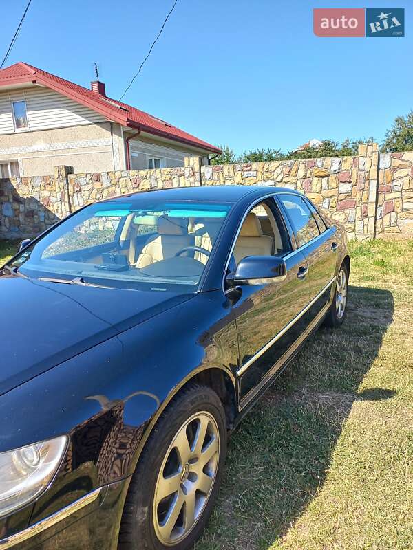 Седан Volkswagen Phaeton 2005 в Ивано-Франковске