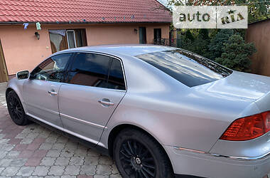 Седан Volkswagen Phaeton 2006 в Львове