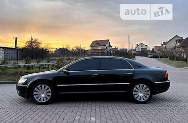 Седан Volkswagen Phaeton 2008 в Черновцах