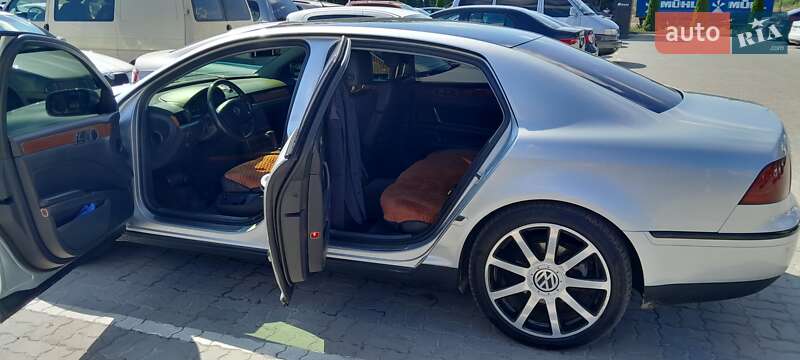 Седан Volkswagen Phaeton 2005 в Львове