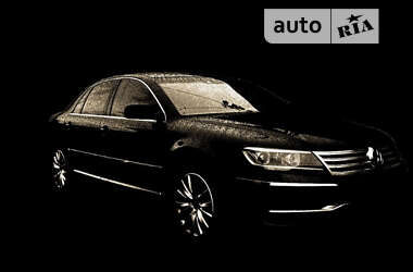 Седан Volkswagen Phaeton 2012 в Львове