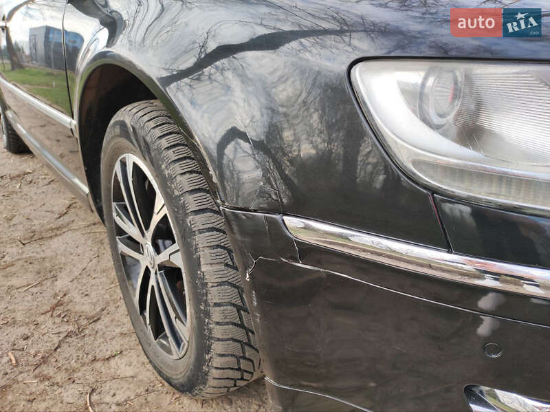 Седан Volkswagen Phaeton 2009 в Черновцах