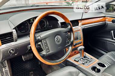 Седан Volkswagen Phaeton 2003 в Одесі