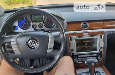 Седан Volkswagen Phaeton 2014 в Кропивницькому