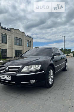 Седан Volkswagen Phaeton 2009 в Хусті