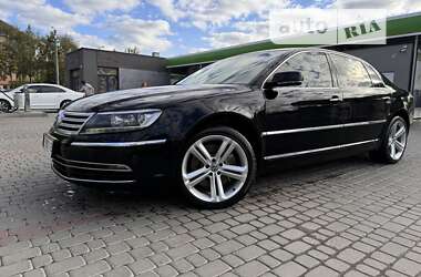 Седан Volkswagen Phaeton 2014 в Ивано-Франковске