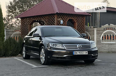 Седан Volkswagen Phaeton 2011 в Житомире