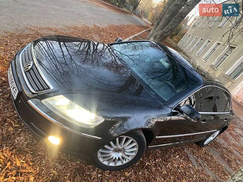 Седан Volkswagen Phaeton 2006 в Виннице
