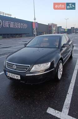 Седан Volkswagen Phaeton 2004 в Києві