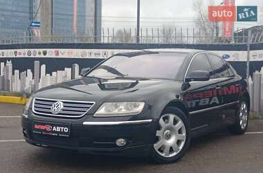 Седан Volkswagen Phaeton 2004 в Києві