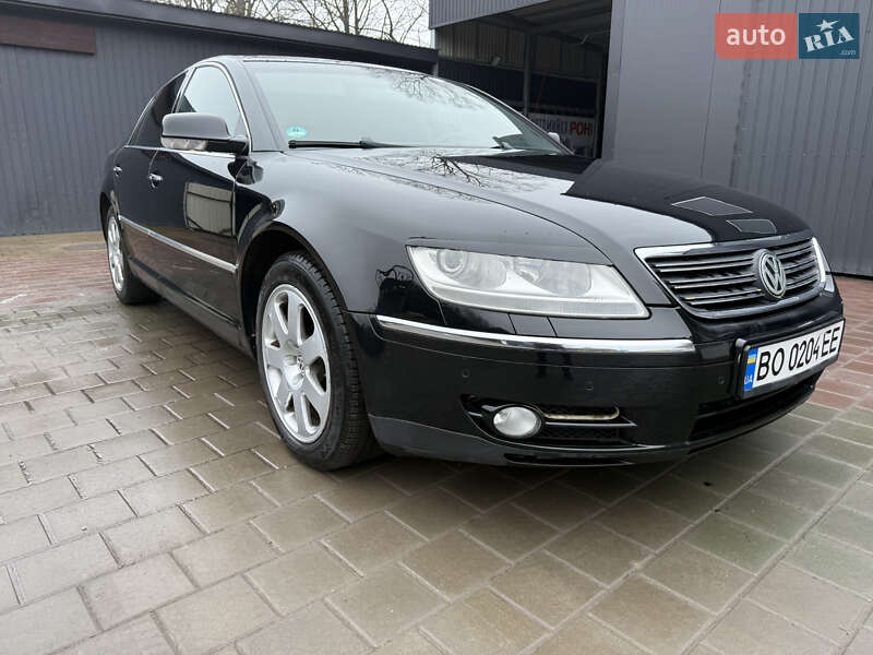 Седан Volkswagen Phaeton 2005 в Бучаче