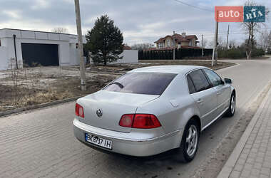 Седан Volkswagen Phaeton 2004 в Ровно