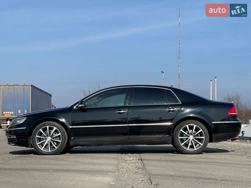 Седан Volkswagen Phaeton 2009 в Ужгороде
