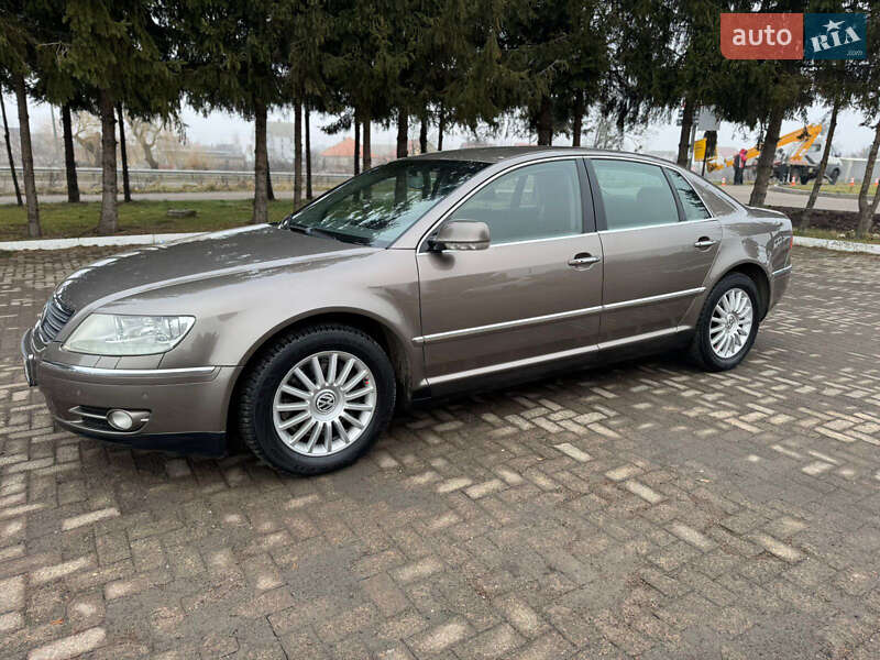 Седан Volkswagen Phaeton 2008 в Рівному