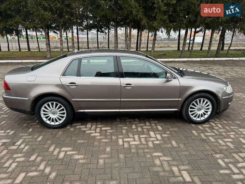 Седан Volkswagen Phaeton 2008 в Рівному
