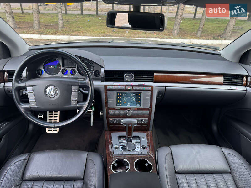 Седан Volkswagen Phaeton 2008 в Рівному