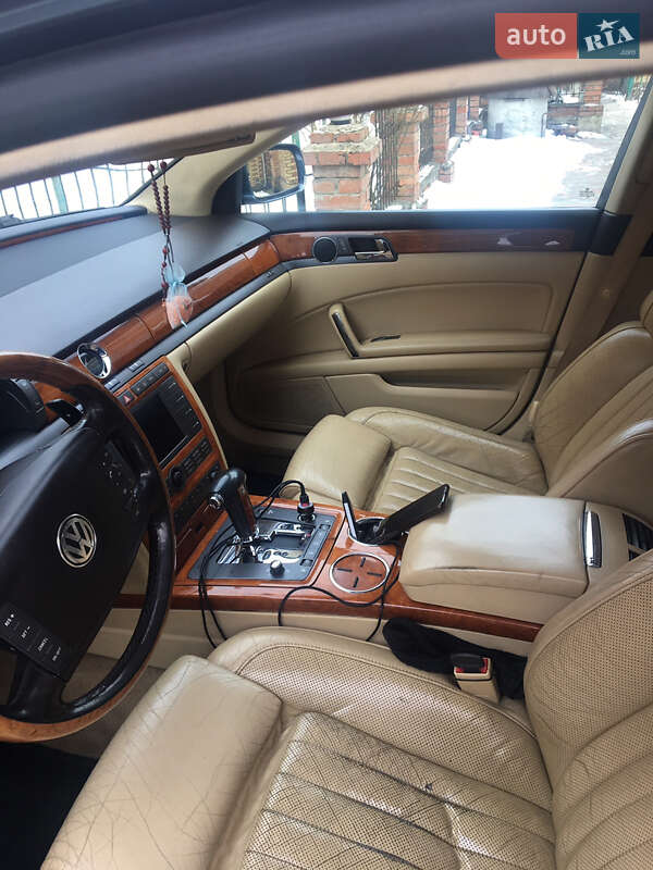 Седан Volkswagen Phaeton 2005 в Луцке