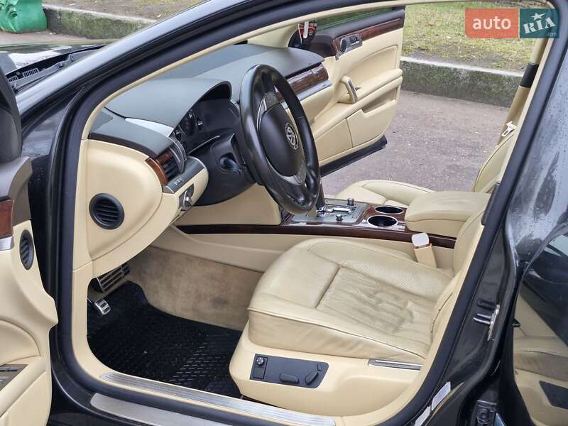 Седан Volkswagen Phaeton 2011 в Житомирі