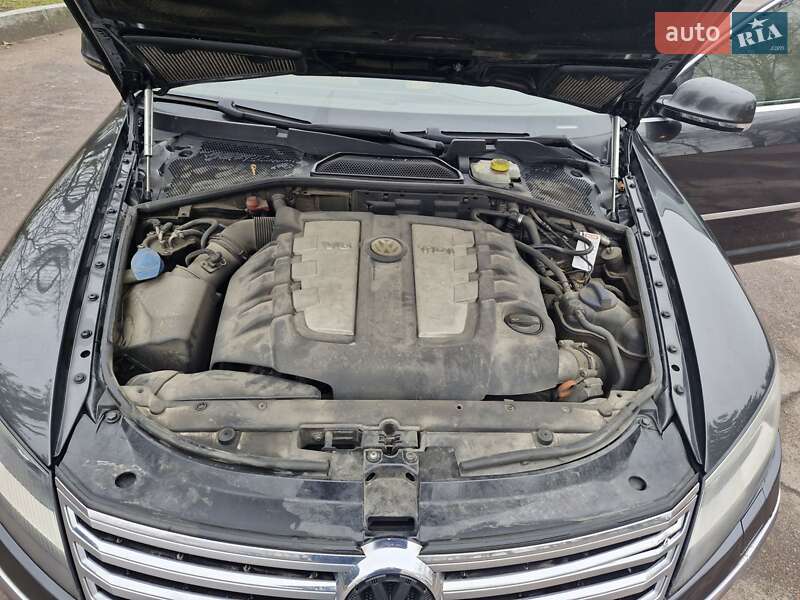 Седан Volkswagen Phaeton 2011 в Житомирі