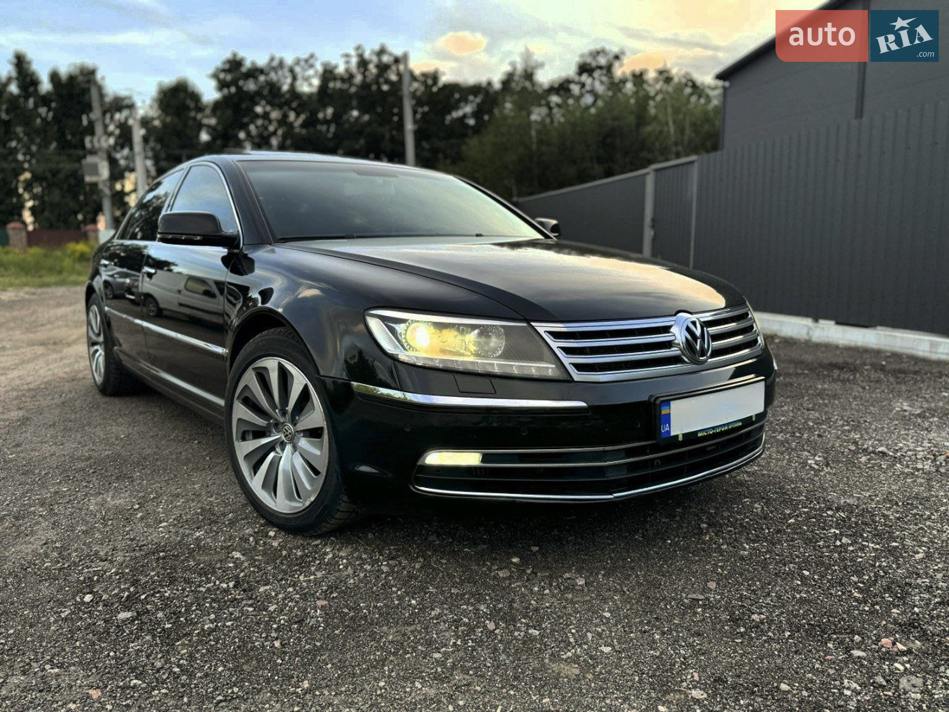 2015 Volkswagen Phaeton - фото 1