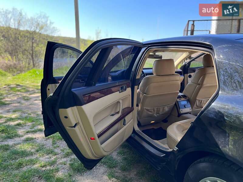 Седан Volkswagen Phaeton 2006 в Южноукраинске