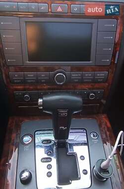 Седан Volkswagen Phaeton 2008 в 
