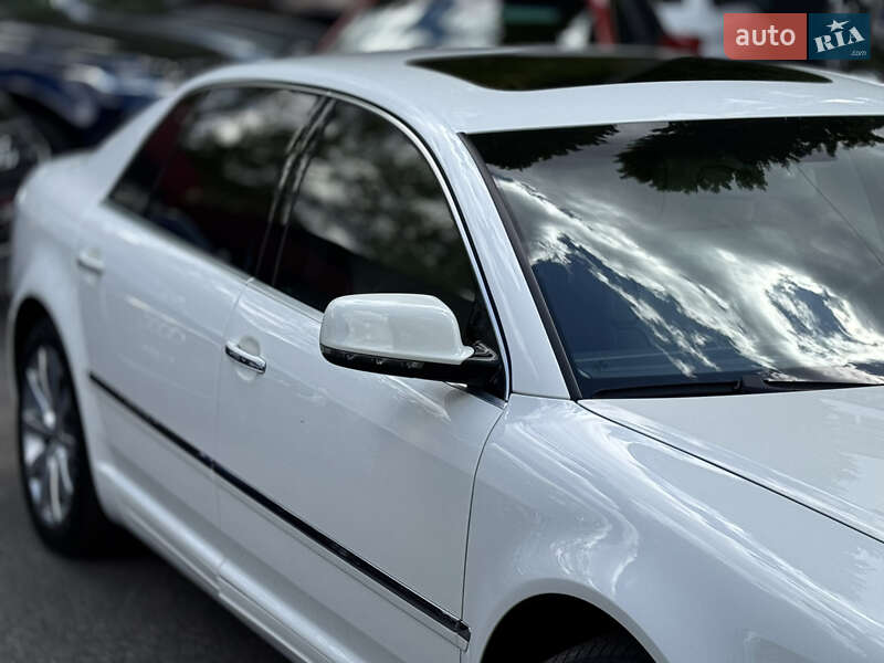 Седан Volkswagen Phaeton 2014 в Киеве