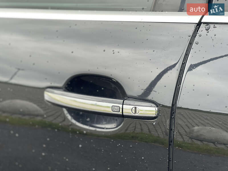 Седан Volkswagen Phaeton 2013 в Львові