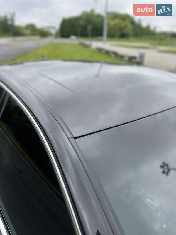 Седан Volkswagen Phaeton 2013 в Львові