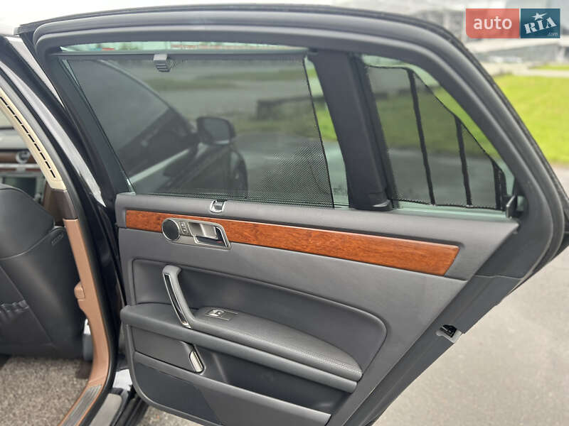 Седан Volkswagen Phaeton 2013 в Львові