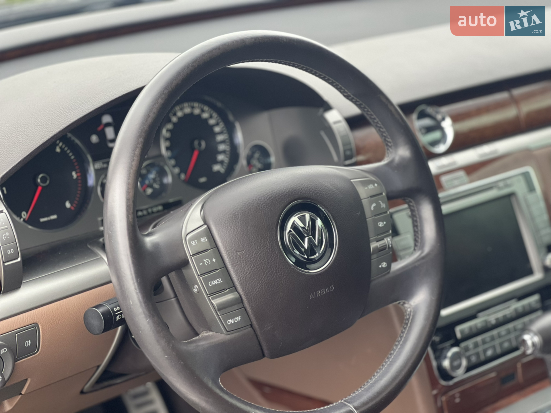 2013 Volkswagen Phaeton - мініатюра 43