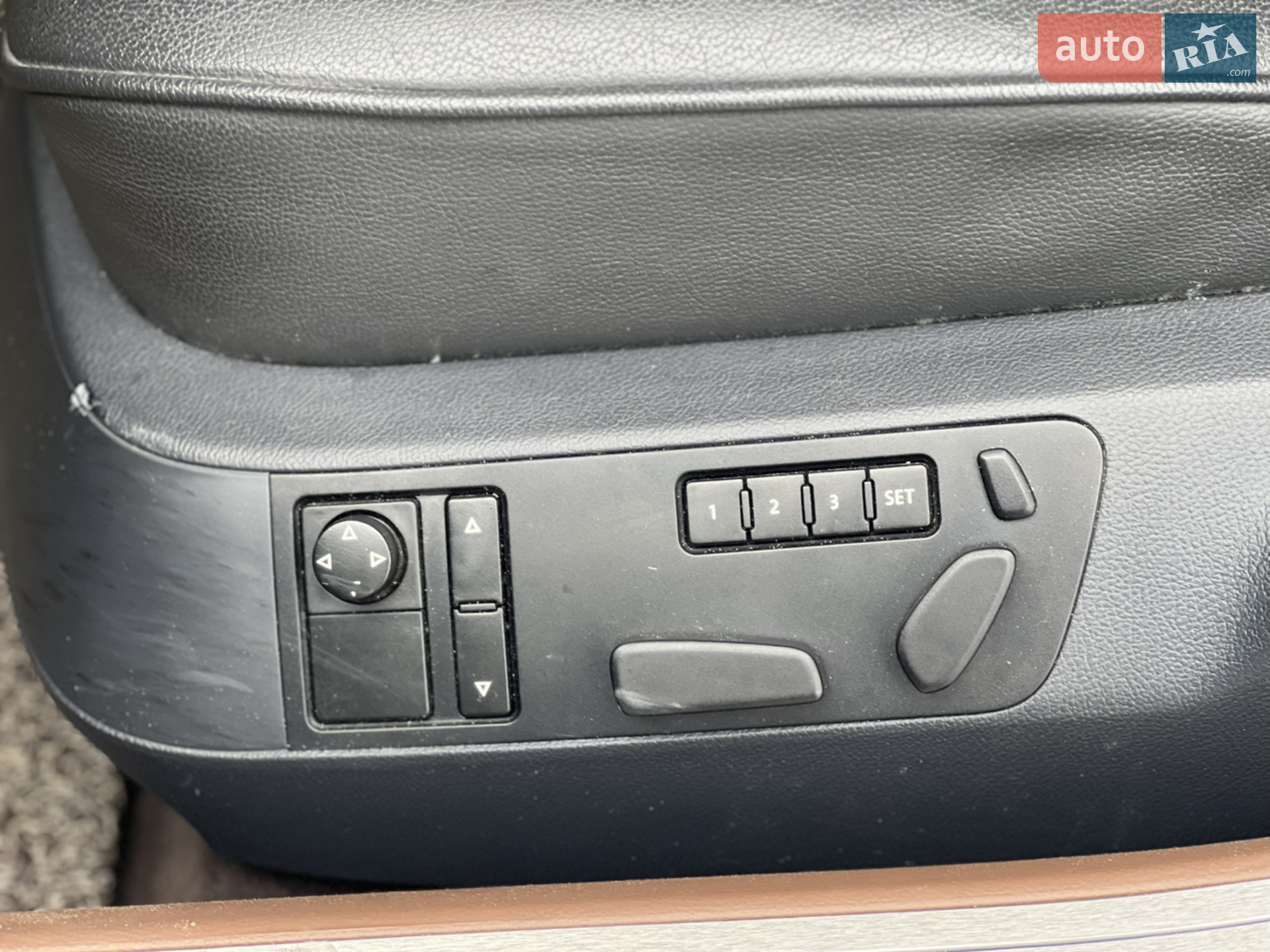 2013 Volkswagen Phaeton - мініатюра 46