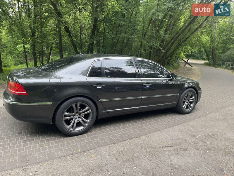 Седан Volkswagen Phaeton 2011 в Києві