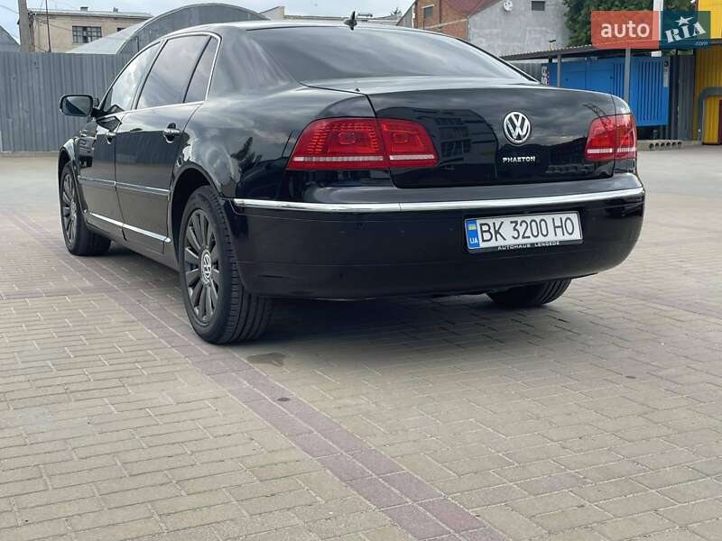 Седан Volkswagen Phaeton 2011 в Хмельницькому