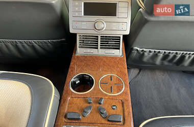 Седан Volkswagen Phaeton 2011 в 