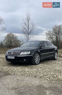 Седан Volkswagen Phaeton 2004 в 