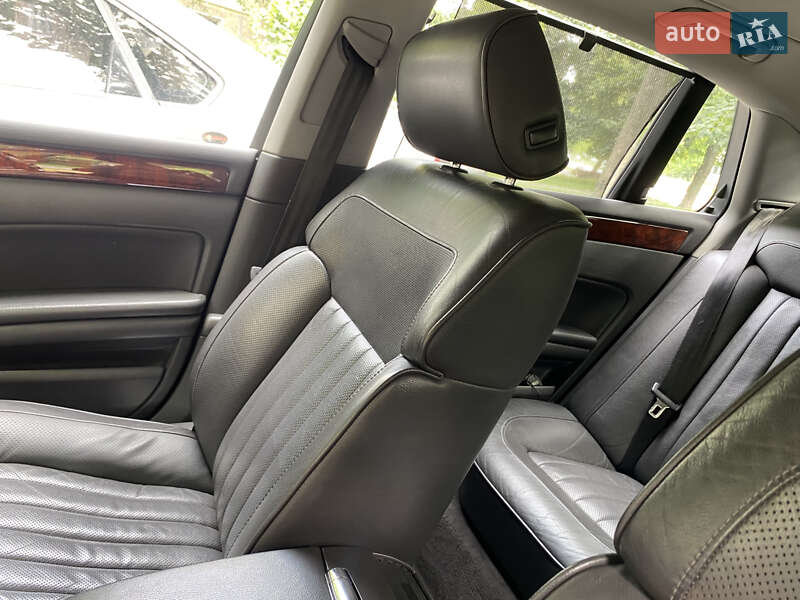 Седан Volkswagen Phaeton 2007 в Вишгороді