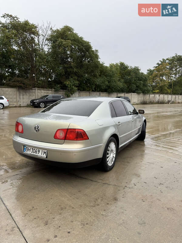 Седан Volkswagen Phaeton 2006 в Одессе