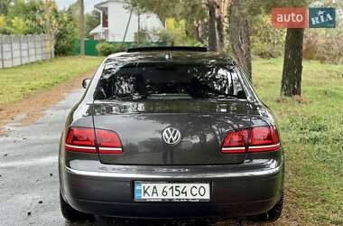 Седан Volkswagen Phaeton 2015 в 