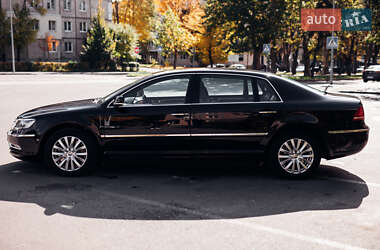 Седан Volkswagen Phaeton 2012 в 