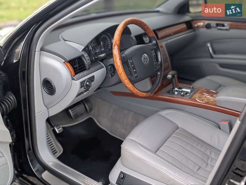 Седан Volkswagen Phaeton 2005 в Коломые