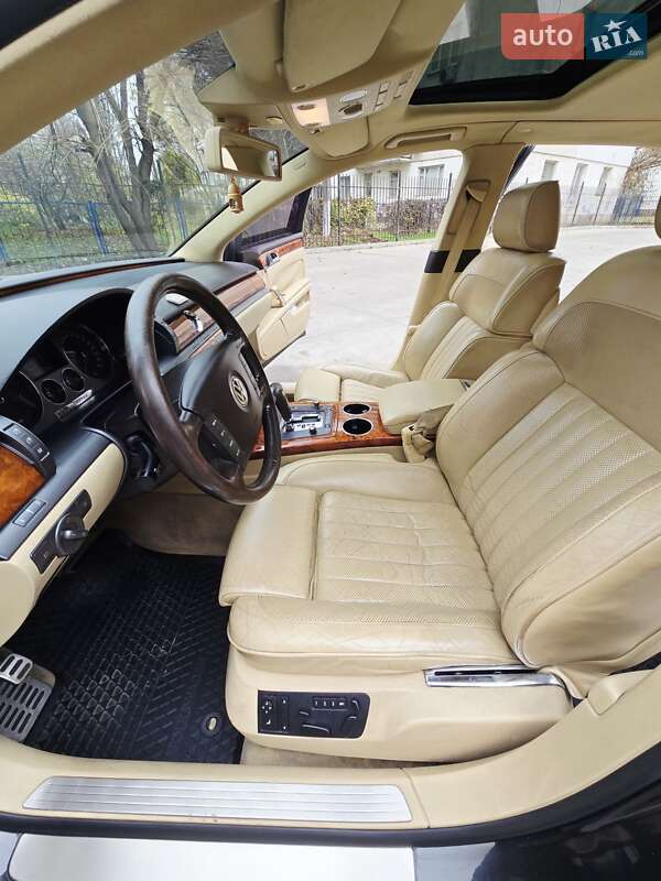 Седан Volkswagen Phaeton 2005 в Одесі