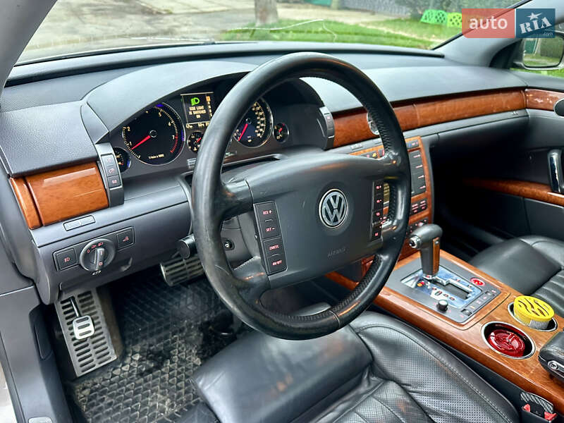 Седан Volkswagen Phaeton 2006 в Києві фото 30 Седан Volkswagen Phaeton 2006 в Києві